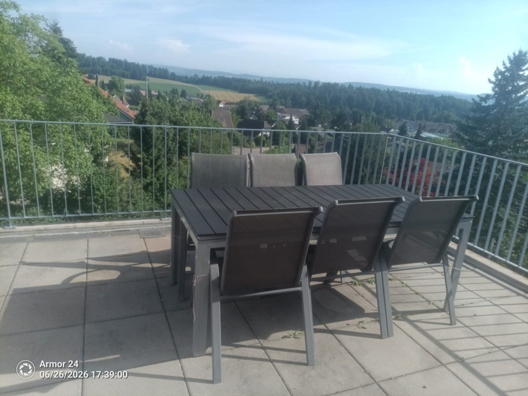 Tavoli: Gartentisch – Usato da Niederlenz venduto da DaveDasWahnsinn 1