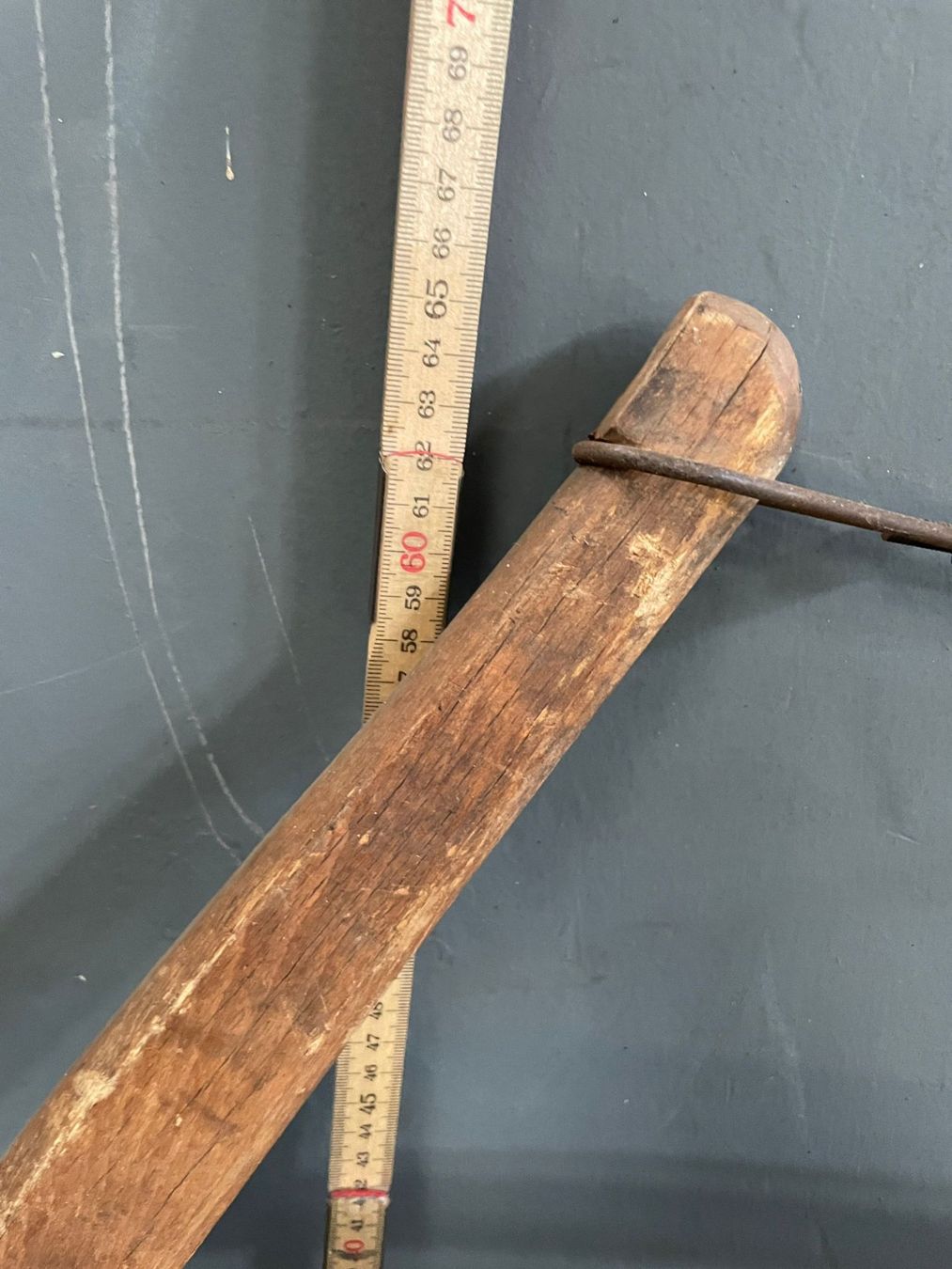 Tutte le decorazioni: Alte Holzhandsäge – Usato da Chur venduto da Stadthalle_Chur 1