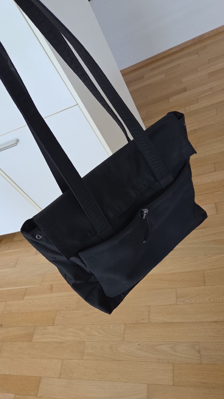 Valigie & Borse: Laptop Tasche – Usato da Sursee venduto da cel_qs9r