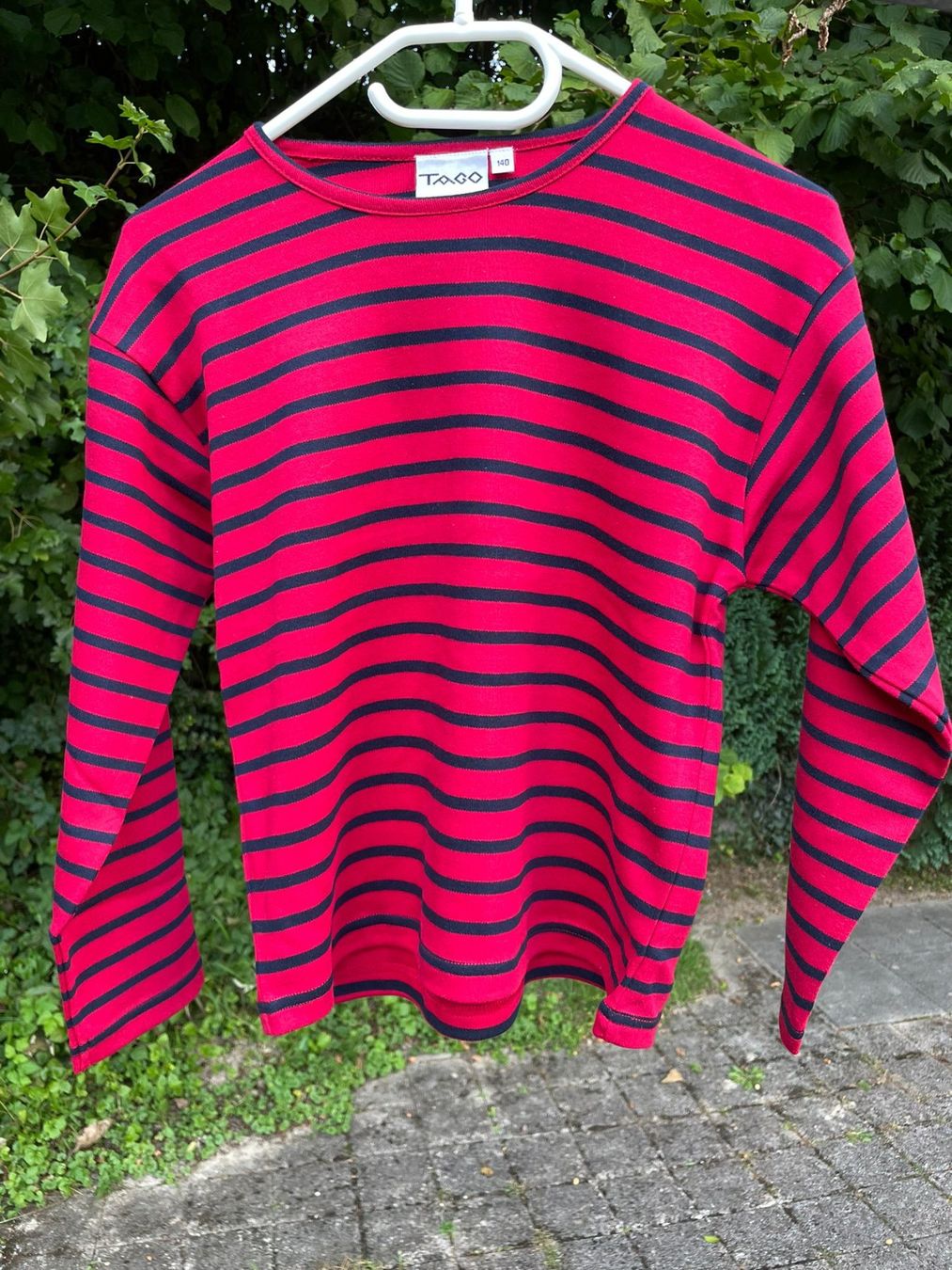 Maglioni & Felpe: Kinderpullover Lang Arm Größe 140 – Nuovo (secondo la descrizione) da Wängi venduto da LiqKojote