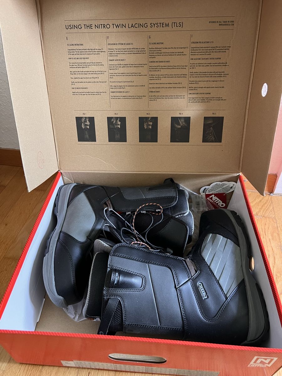 Snowboard Nitro Herrenschuhe: Nitro Snowboard Boots 42 2/3 – Gebraucht aus Zürich von Azzurro6 5