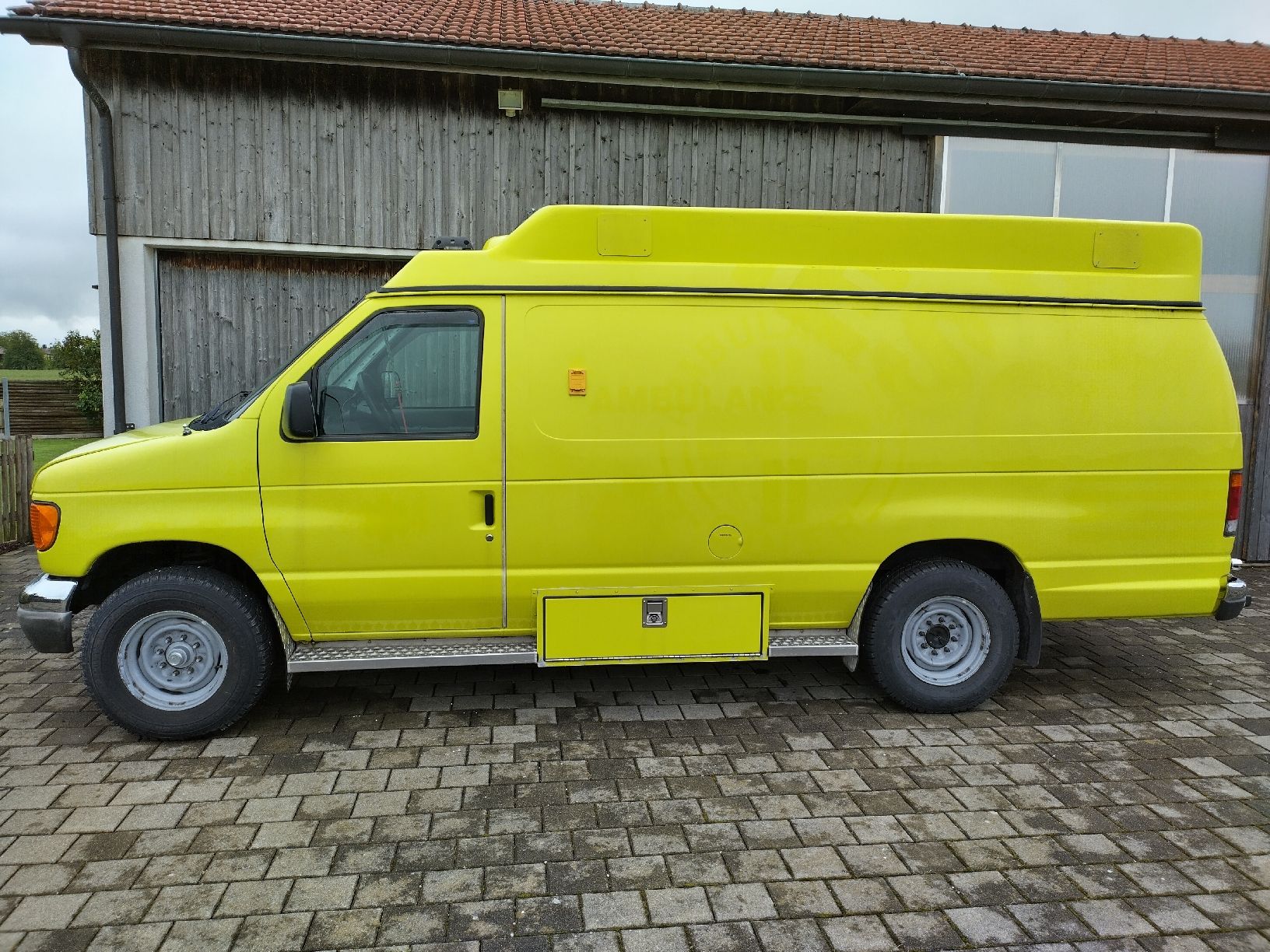 Ford (Usa) Automobili: Ford E350 Powerstroke – Usato da Oberhofen TG venduto da Crosserx