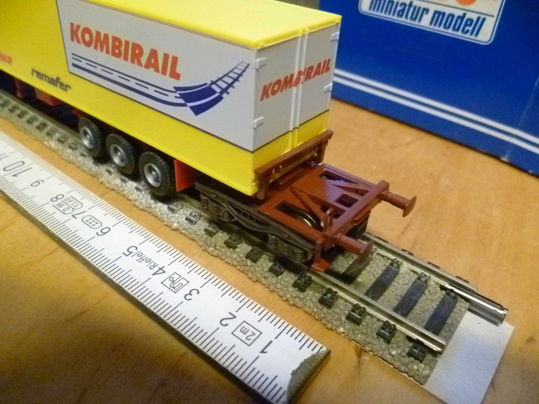 Roco Modelleisenbahnen: Autowagon 6 Achsen H0 DC – Gebraucht aus Rickenbach BL von umro11 4
