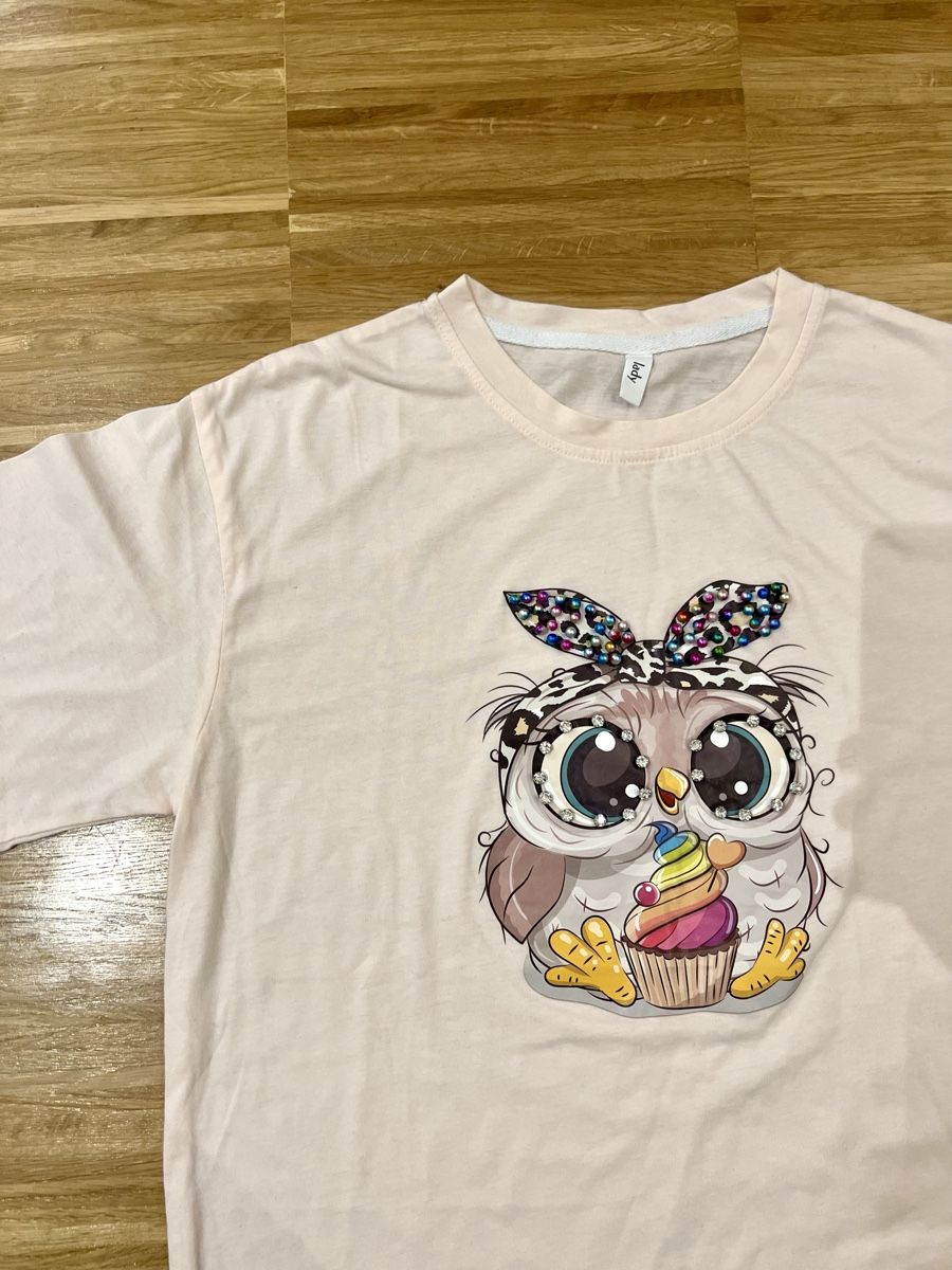 T-shirt: Light pink T-shirt – Nuovo (secondo la descrizione) da Adliswil venduto da Marjin 1