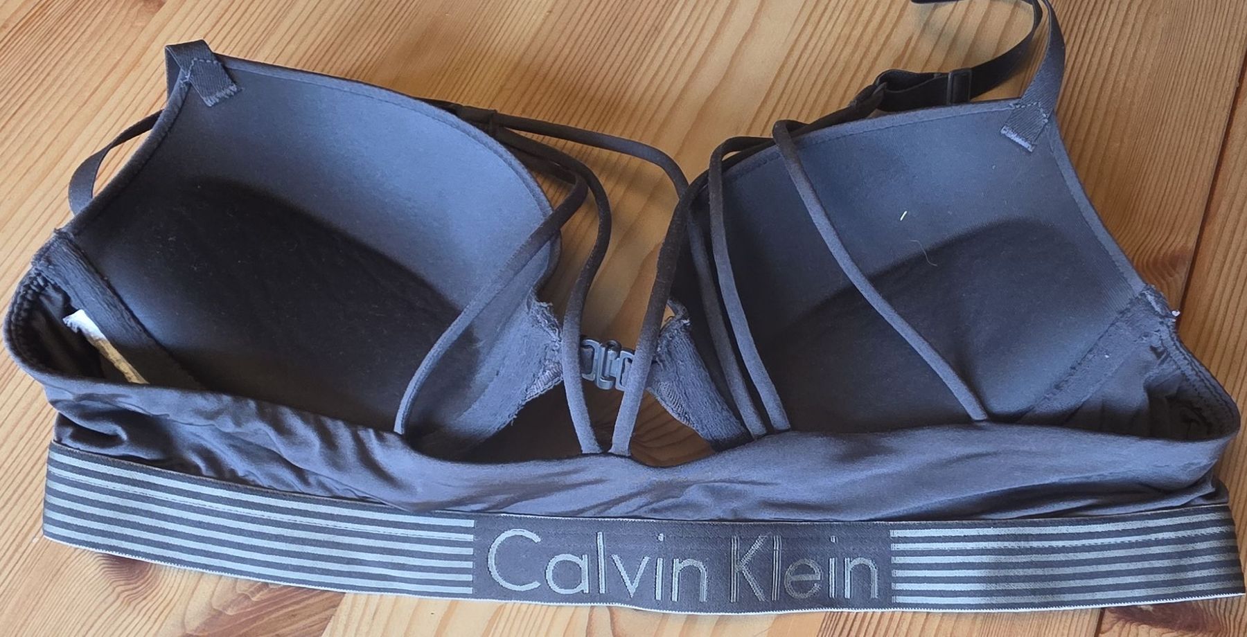 Altra biancheria intima: Calvin Klein BH grau – Usato da Kandersteg venduto da Foxtrott7777