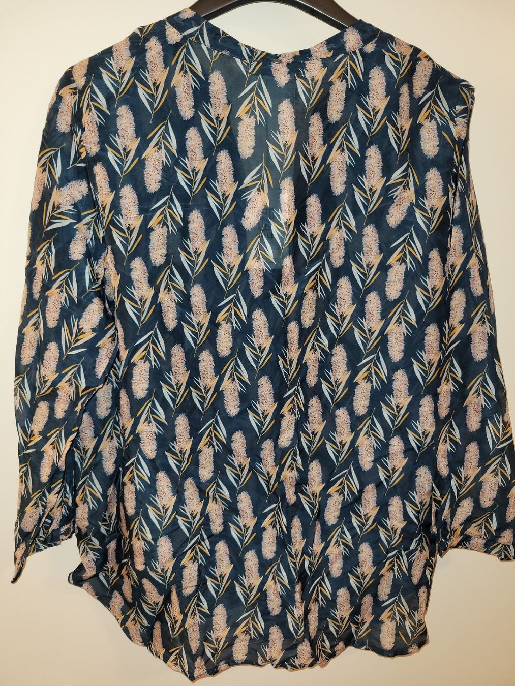 Nile Blusen: nile bluse neu gr. S, seide/ baumwolle – Neu und originalverpackt aus Urdorf von Mico.I 2