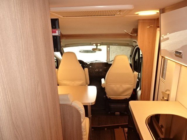 Laika Veicoli da campeggio: Wohnmobil Laika Kosmo V 9 – Usato da Uster venduto da Uster_nord 1