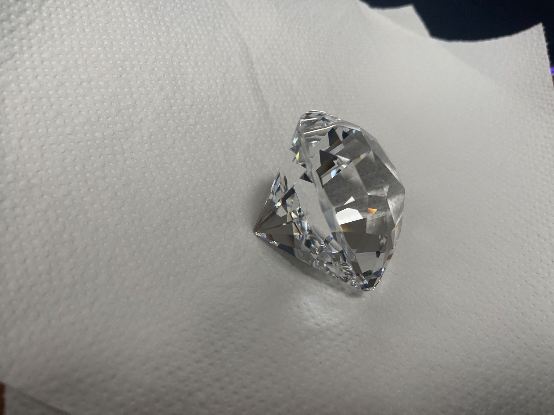 Swarovski Tutte le decorazioni: Swarovski Brillantes Herz ( 6.5cm x 5cm x 5cm ) – Nuovo e nell'imballaggio originale da Weinfelden venduto da ice_heart_xx 2