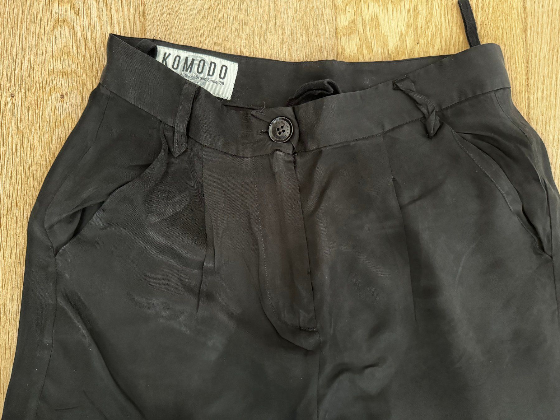 Pantaloni: Komodo Hose Damen England Gr. 32 – Usato da Kirchdorf AG venduto da coco123 2