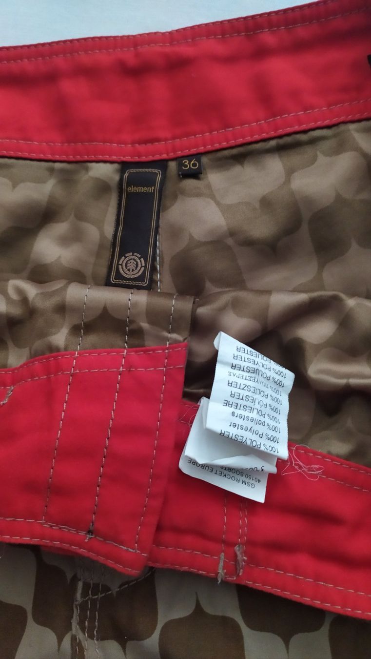 Element Pantaloni: Short vintage ELEMENT largeur 49 cm – Nuovo (secondo la descrizione) da Chezard St-Martin venduto da Loucail 4
