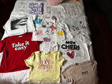 T-Shirt 9 bis 12 jahre 9 Stück