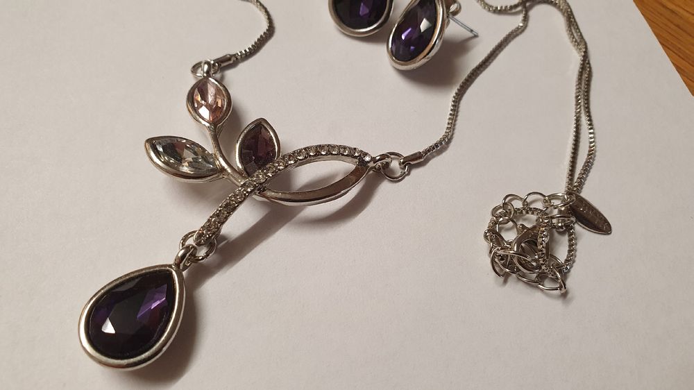 Autres bijoux: Schmuckset (Modeschmuck) – D'occasion à Heitenried par Phoebe85 1