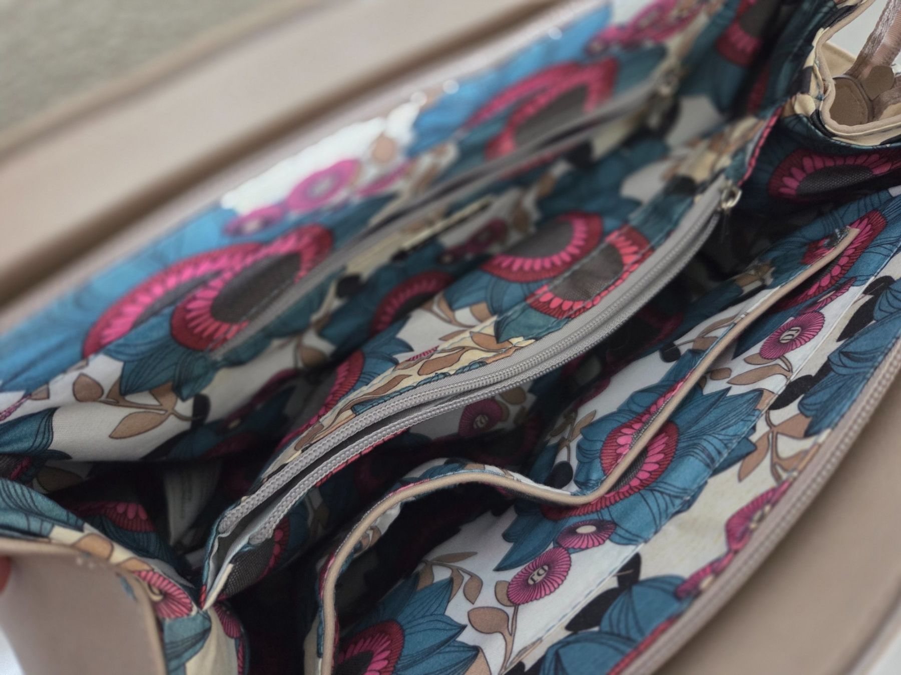 David Jones Taschen für Damen: Handtasche beige gesteppt guter Zustand – Gebraucht aus Oftringen von Black_Nymeria 2