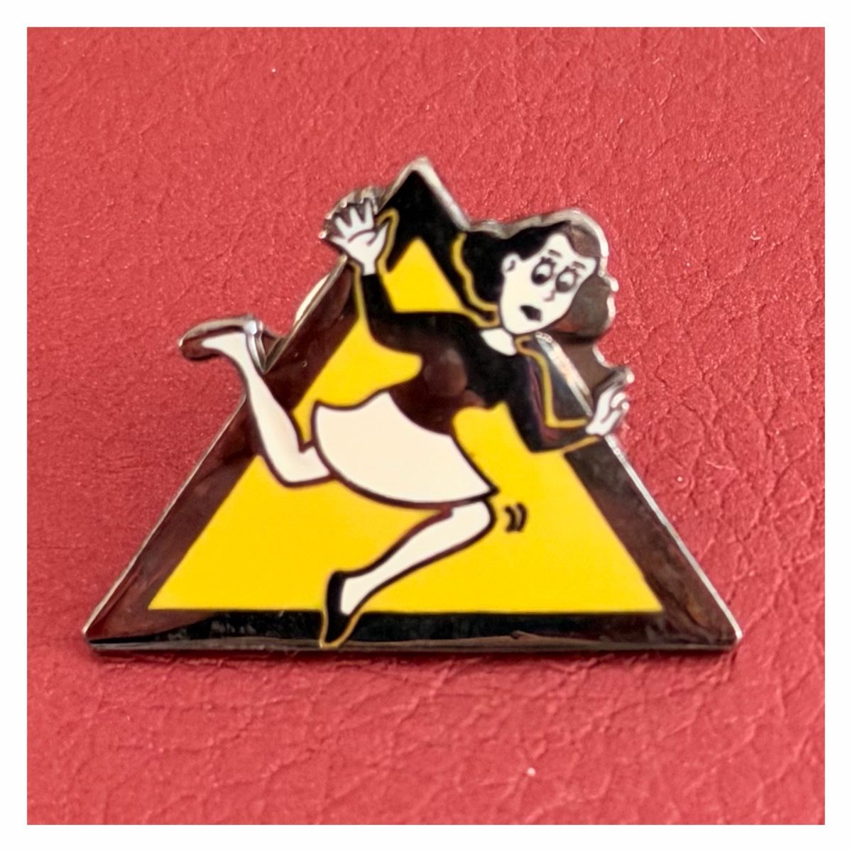 Plaketten & Abzeichen: Pin - Achtung Stolpergefahr – Neu (gemäss Beschreibung) aus Schlieren von RoPue