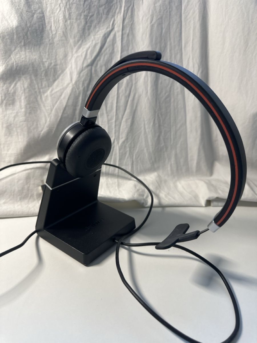 Jabra Cuffie: Jabra Evolve 65 Headset mit Ladestation neuwertig – Usato da Rickenbach ZH venduto da ann_ina91 1