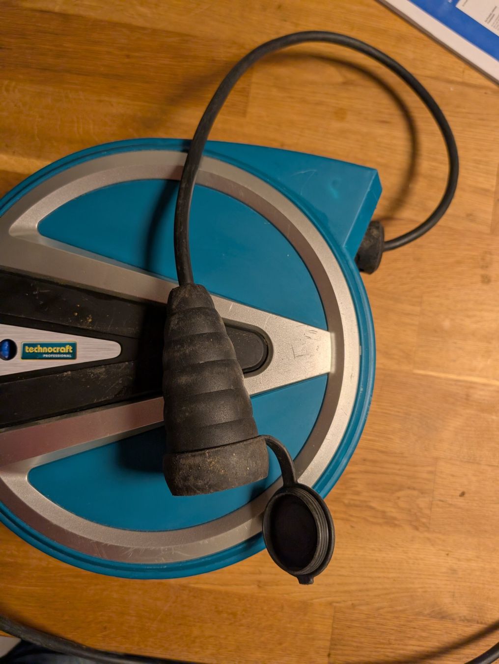 Altro per Ottica: Kabeltrommel Technoraft mit Wandhalterung – Usato da Aarau Rohr venduto da Metabosch 3