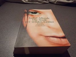 Die Stadt der wilden Götter, Isabel Alle