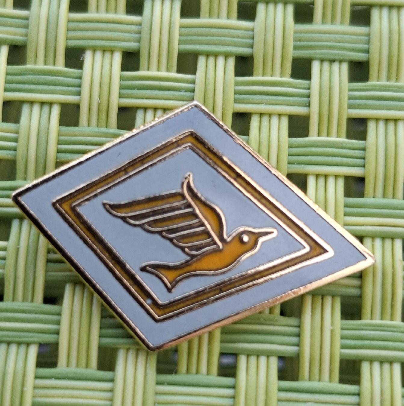 Swiss Plaketten & Abzeichen: Brieftaube, Pin,Taube – Gebraucht aus Grosswangen von Spengler66