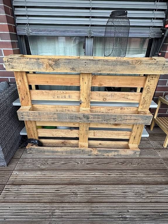Pallets: Gratis Palette – Usato da Winterthur venduto da Wavaa