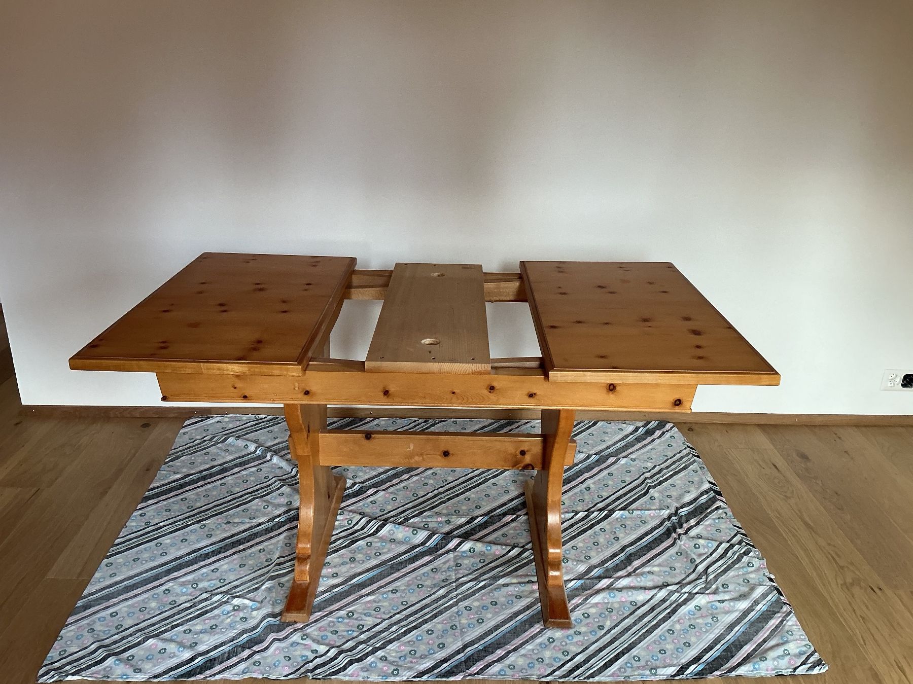 Tables: Schiefertisch aus Arve – D'occasion à Frenkendorf par Schauenburgy 2