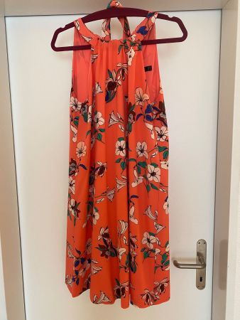 HALLHUBER SOMMERKLEID GR:  38 WIE NEU LP: 170.-