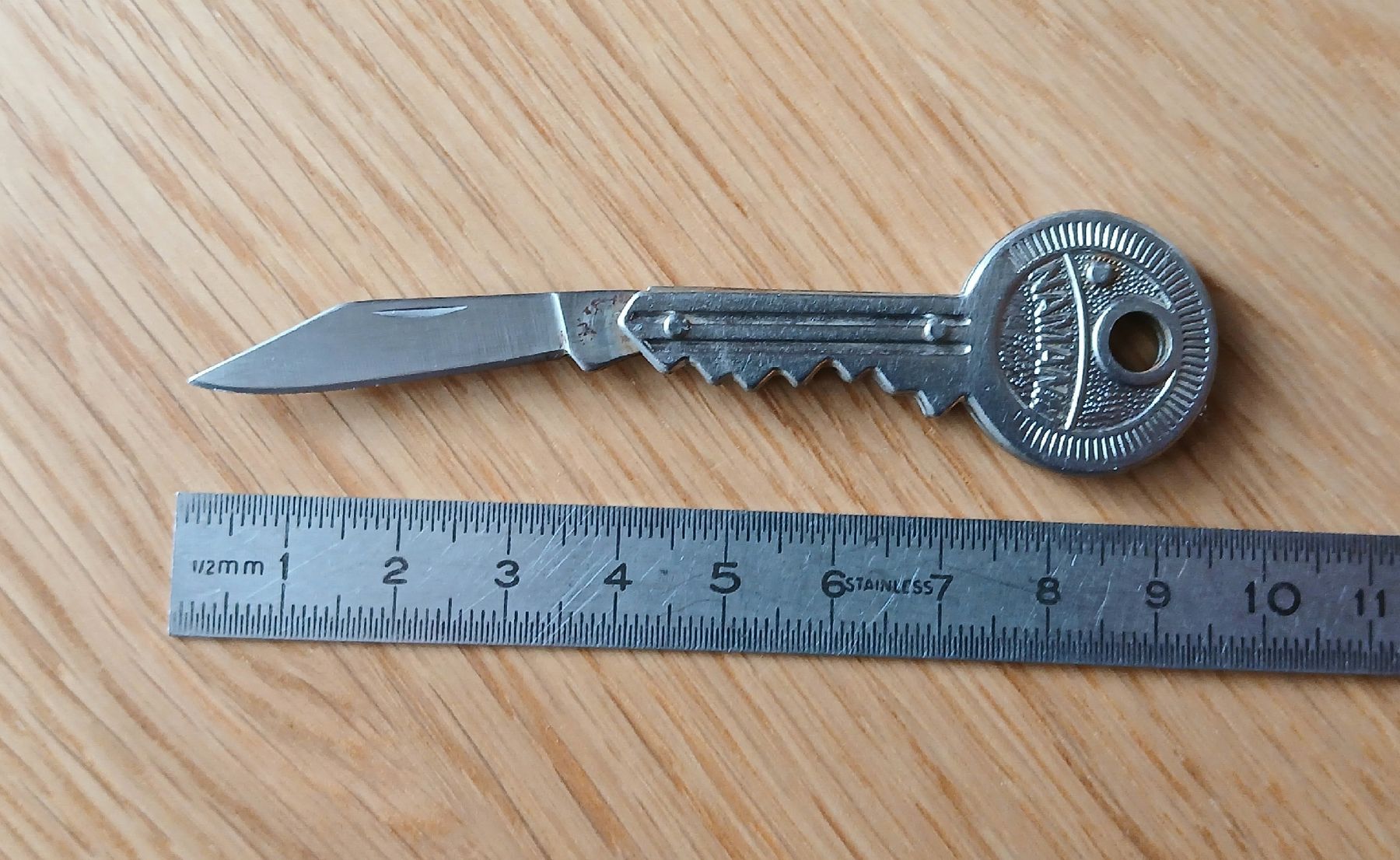 Coltelli tascabile: Lot de 2 clés multifonctions – Usato da Sciernes-d'Albeuve venduto da Dojo004 2