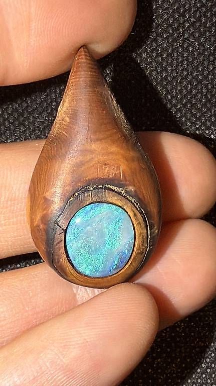 Ciondoli: Holzanhänger mit Opal – Usato da Wigoltingen venduto da SANDROPAL 1