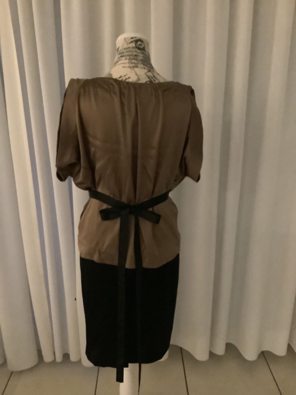 Bally Camicette: Bally Bluse Seide Grösse 38-40 – Usato da Alpnach Dorf venduto da ljusja 1