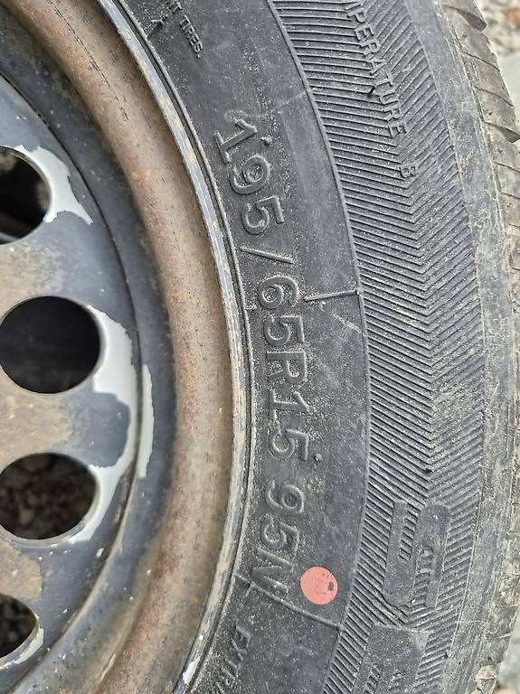 Rimorchi: Jantes remorque 15' essieu al-ko – Usato da Puidoux venduto da Carrelet 2