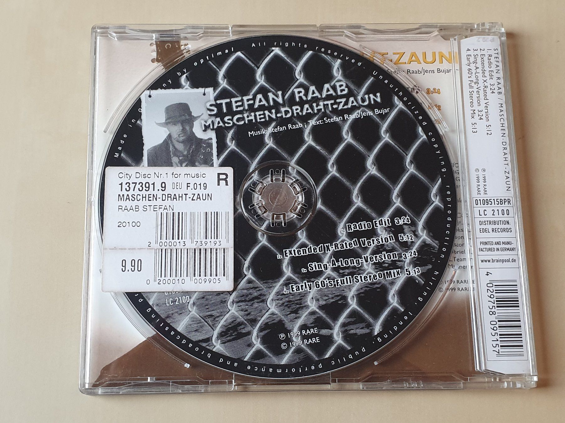 CD: Sfefan Raab Maschen-Draht-Zaun – Usato da Stansstad venduto da collectorsshop 1