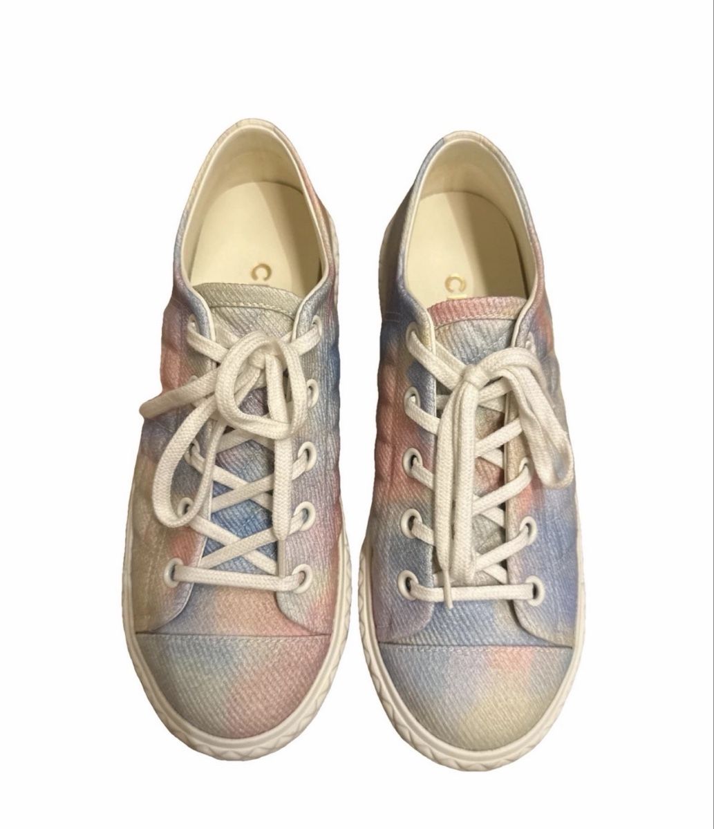 Chanel Scarpe da donna: Chanel Sneakers Grösse 39 – Usato da Kloten venduto da liu_65tx