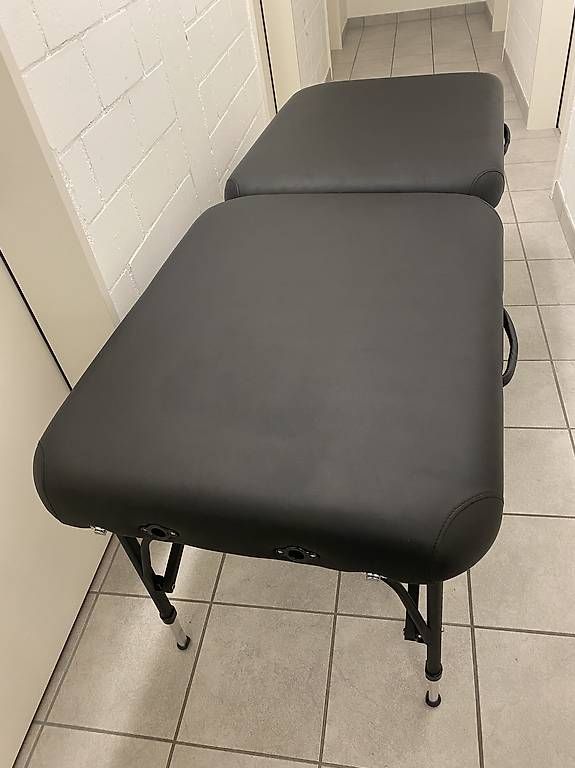 Sedie a sdraio: TAOline Koffer-Massageliege – Usato da Rafz venduto da Schnaeppchen56