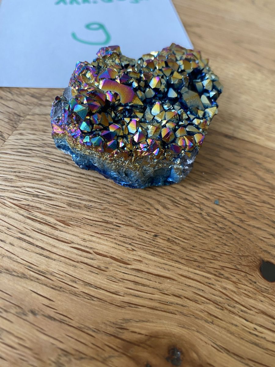 Pietre preziose: Aura Titanium Amethyst Cluster – Usato da Flawil venduto da Naphtali 4