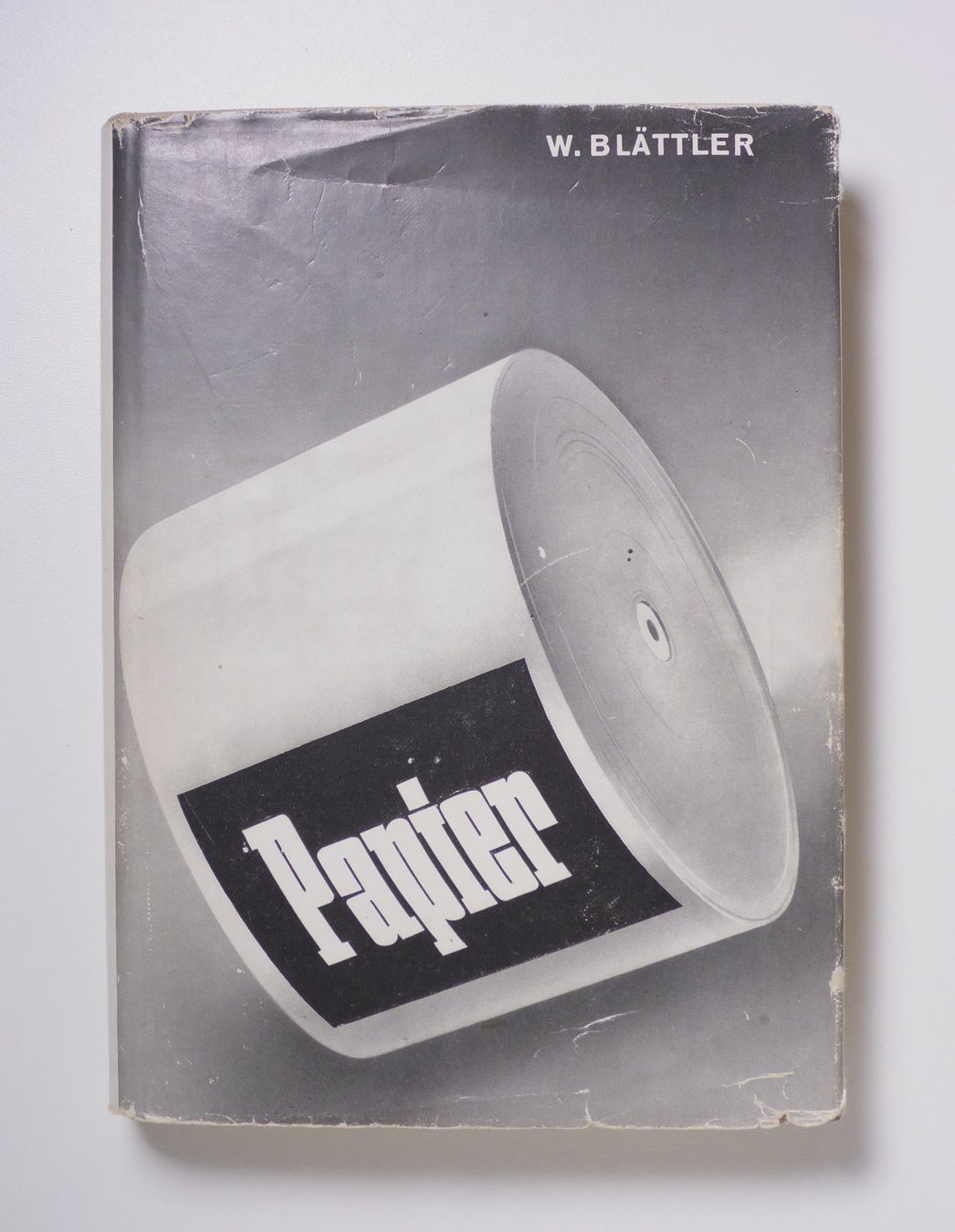Bücher: Werner Blättler: Papier. Luzern 1947. – Gebraucht aus Erschwil von taglang