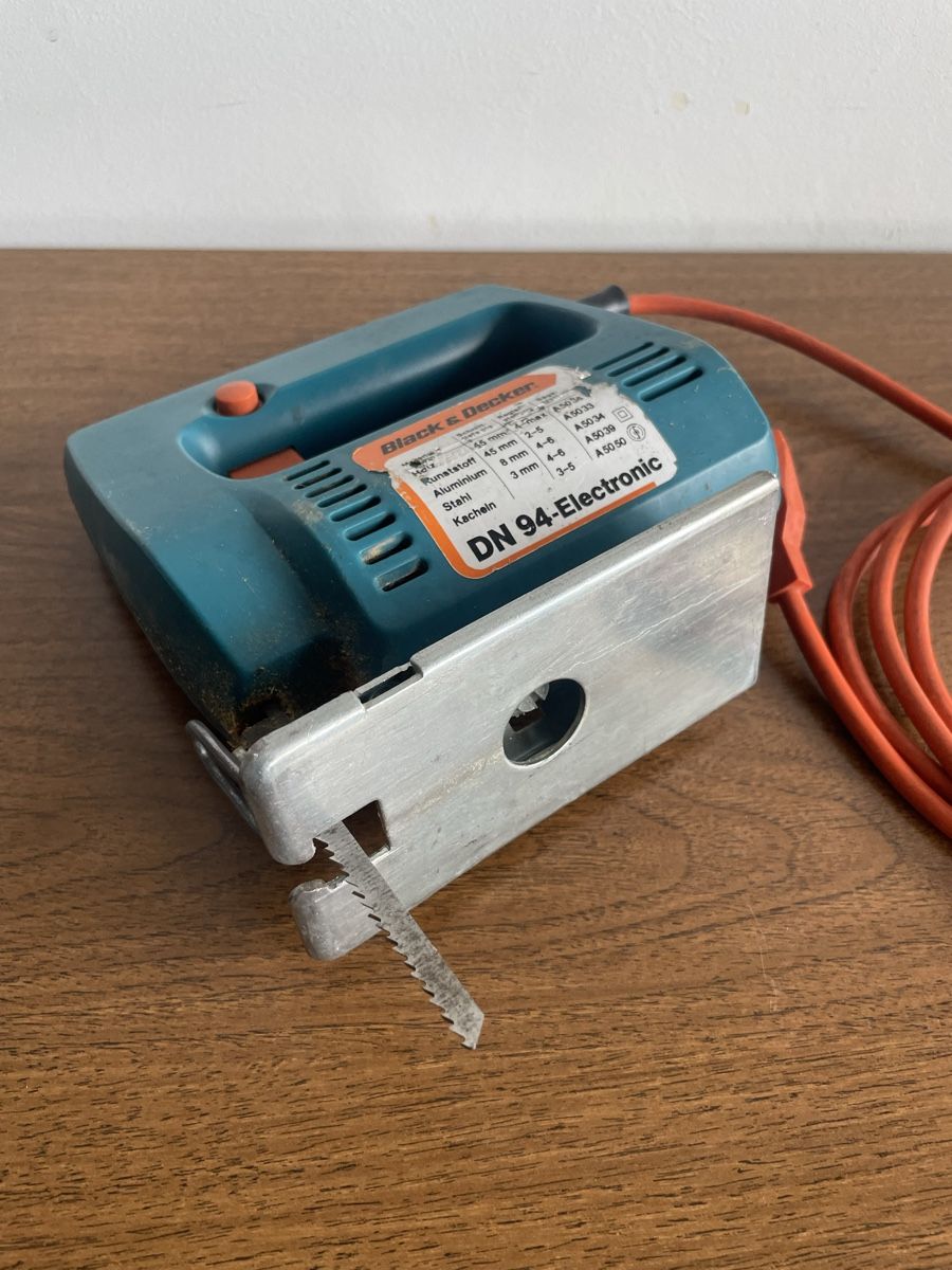 Seghe: Ancienne Scie Sauteuse Black & Decker DN 94-Electronic – Usato da Vallamand venduto da Bricbracbroc82 1