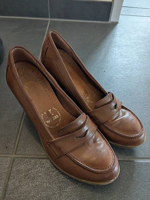 Scarpe da donna: Braune Plateaupumps 38 – Usato da Stäfa venduto da FloStauf 1