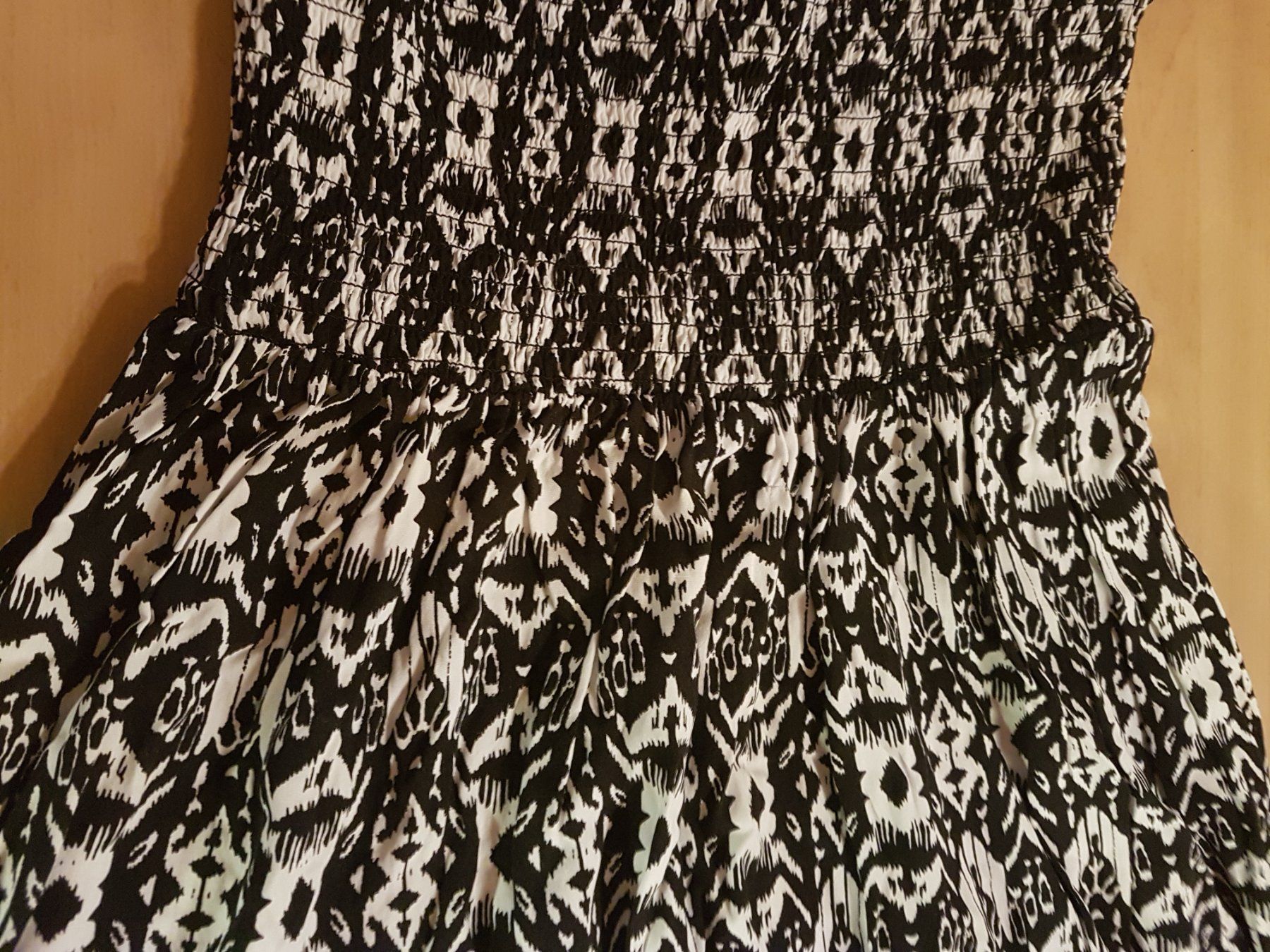Vestiti: Robe taille L marque Chicorée – Usato da Villiers venduto da san_jn5w 3