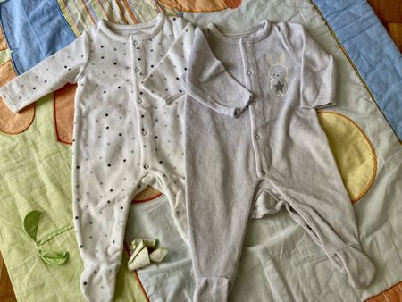 2x warme Strampler/Pyjama Baby Grösse 68 neuwertig 