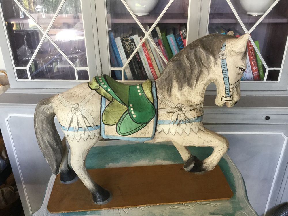 Vintage Cheval en Papier / bois (Gebraucht) in Bursinel für CHF 60 ...