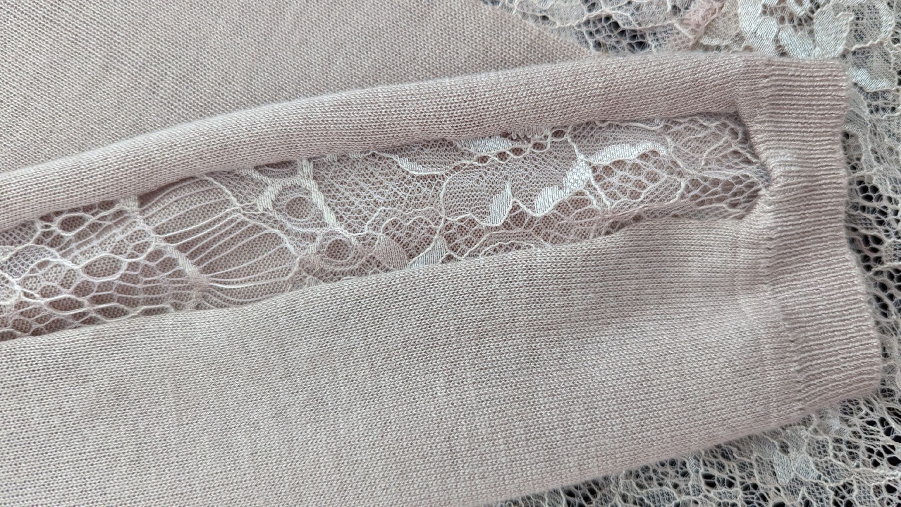 Maglioni & Felpe: Pullover Gr. S Puderfarbe – Nuovo (secondo la descrizione) da Winterthur venduto da losa_p966 1
