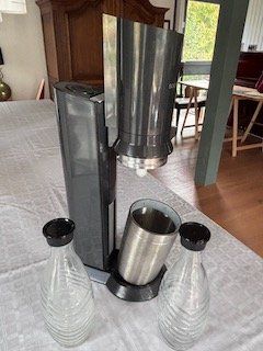 Elettrodomestici da cucina: SodaStream Crysal mit 2 Flaschen – Usato da Obfelden venduto da Pema5 5