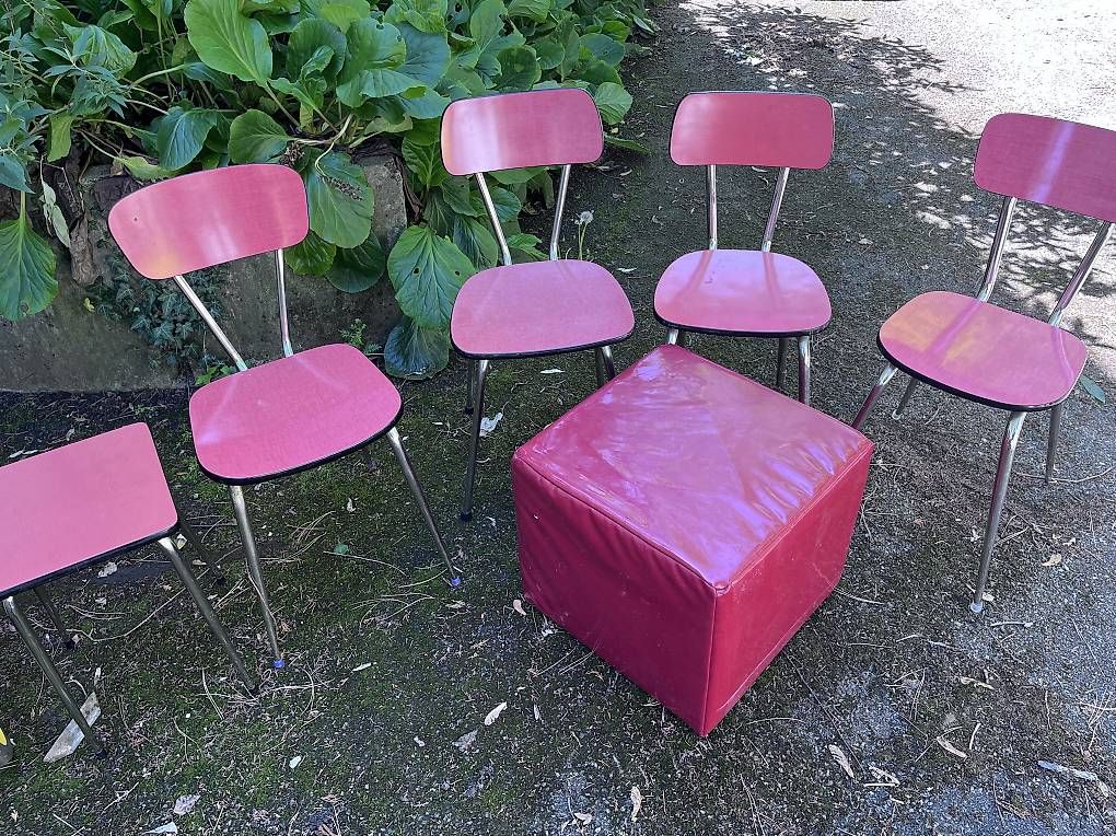 Tavoli: Table et chaises Formica rouge – Usato da chambésy venduto da mattheyv 1