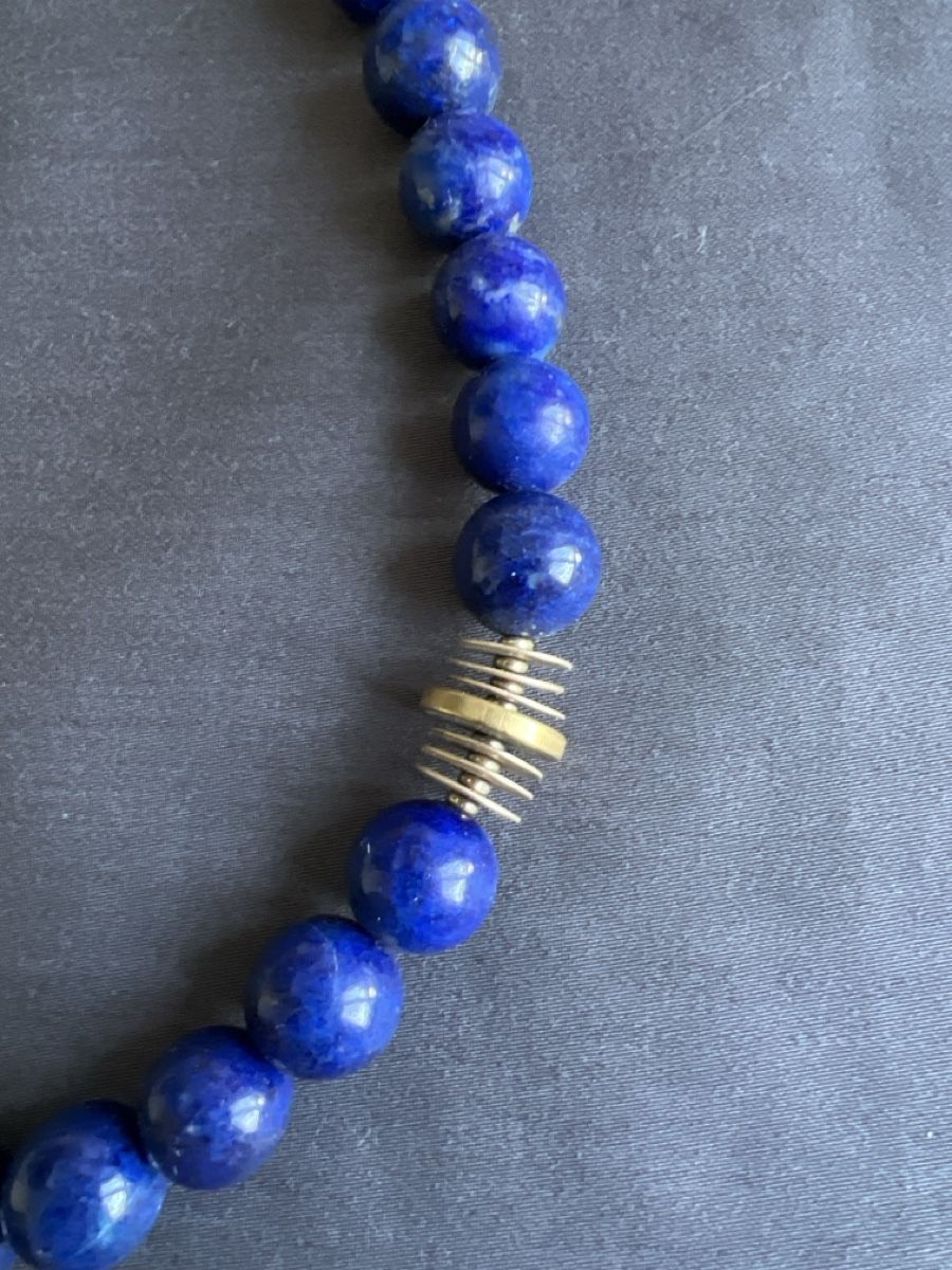 Catenine: Echte Lapislazuli Kette mit goldfarbenen Elementen – Usato da Urtenen-Schönbühl venduto da sab_w22t 1