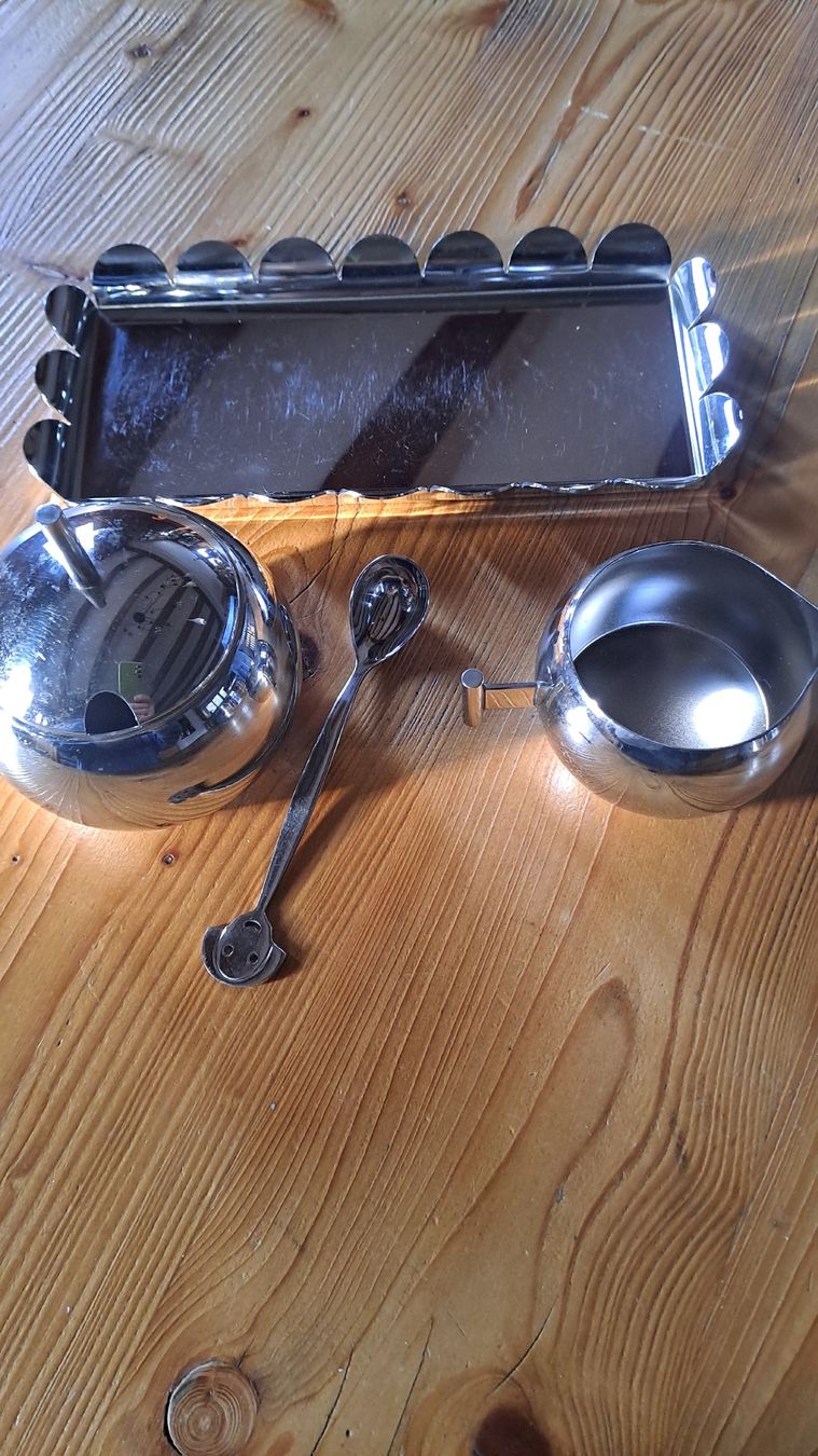 Alessi Set di piatti: set Alessi – Usato da La Roche FR venduto da zebulon1966 1