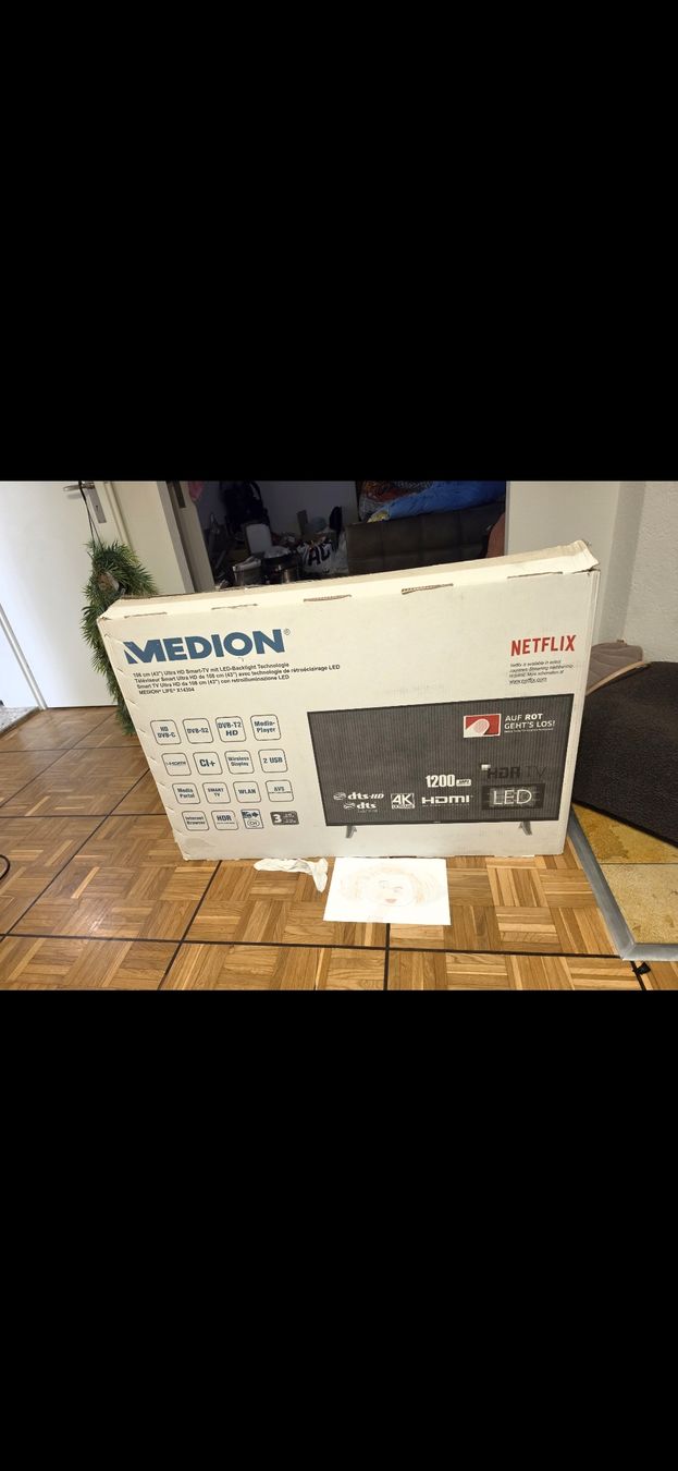 Televisori: Medion TV  – Nuovo (secondo la descrizione) da Füllinsdorf venduto da Pearl1