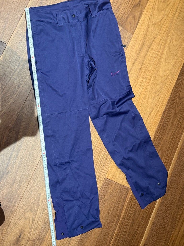 Nike Pantaloni: Pantalons Nike GOLF waterproof stretch - S – Nuovo (secondo la descrizione) da St-Sulpice VD venduto da juhdu 9