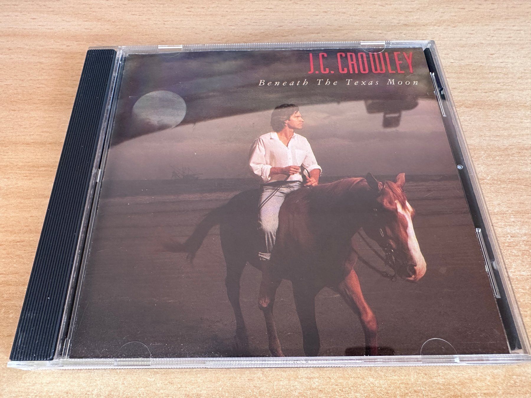 CD: Q5 J.C. Crowley - Beneath The Texas Moon – Usato da Rikon im Tösstal venduto da Alpenmutz