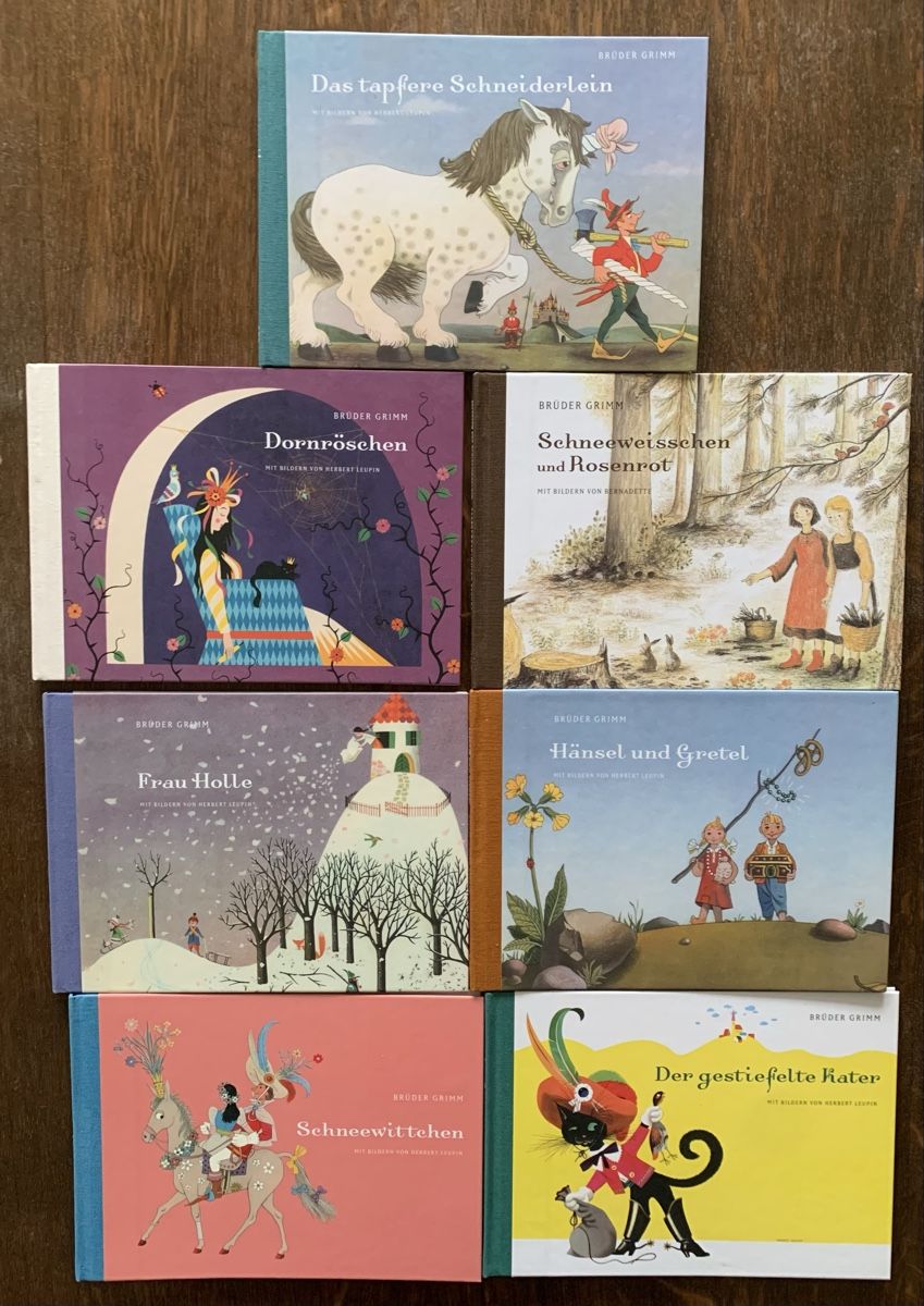 Livres: 7 Gebrüder Grimm Märchenbücher – D'occasion à Egg b. Zürich par ohtannenbaum