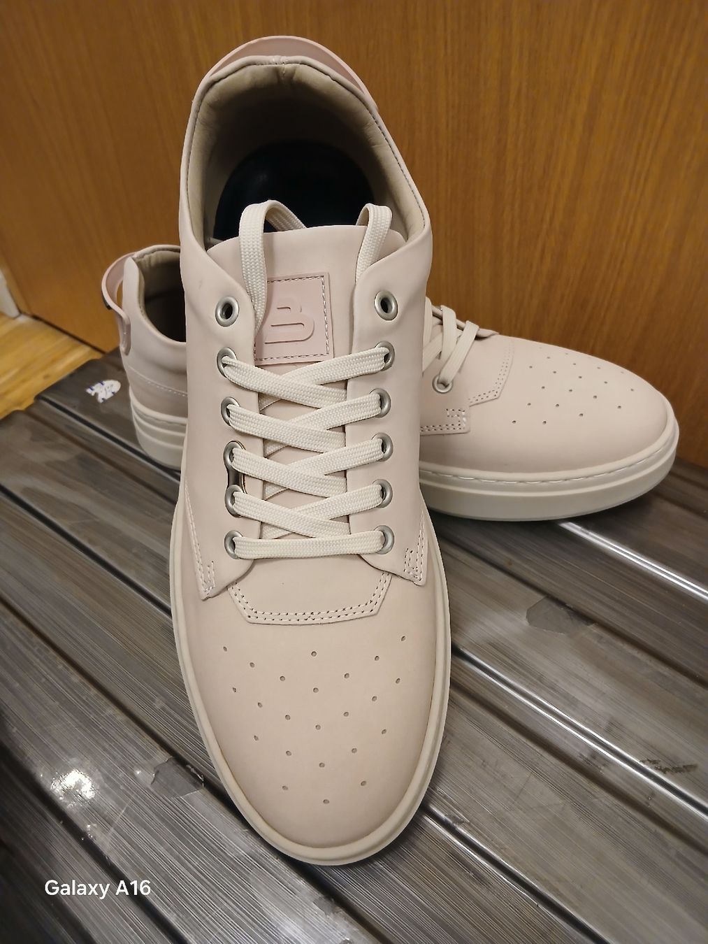 Scarpe da uomo: Snakers en cuir de la marque Bull Boxer neuves – Nuovo e nell'imballaggio originale da Genève venduto da Martinbng 3