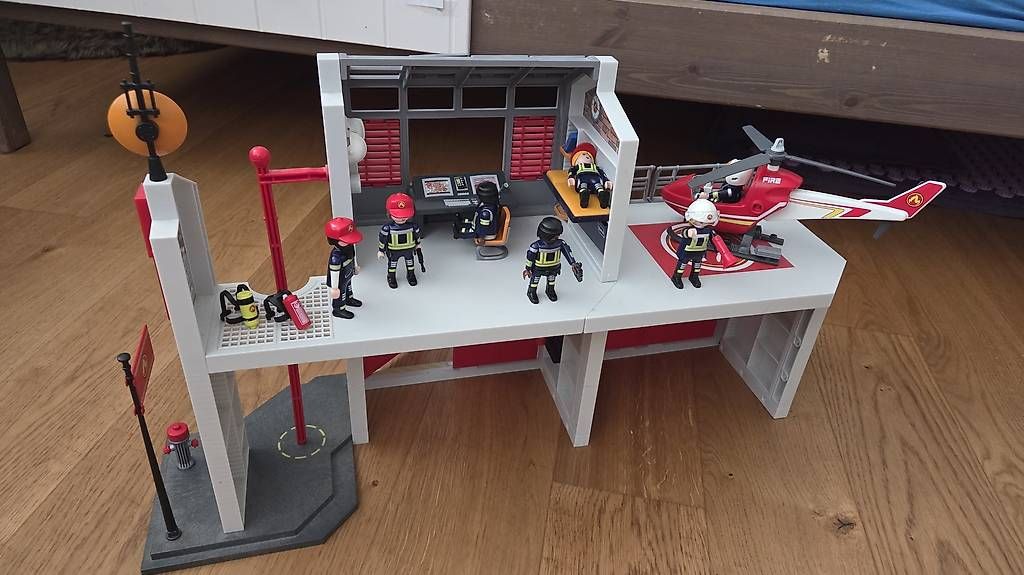 Giocattoli: playmobil feuerwehrstation – Usato da Niederwangen BE venduto da Hmela 1